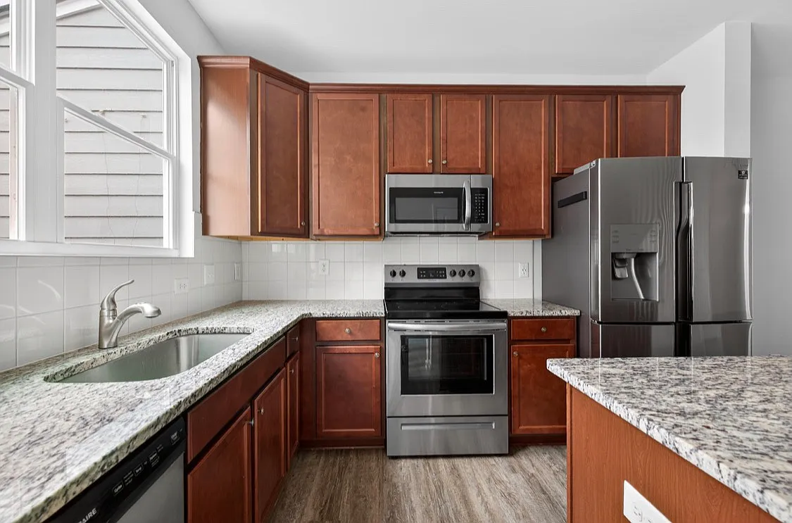 923 Goldmine Hill Ct — Photo 3