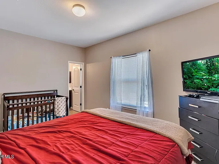 12921 Hueco Cave Dr — Photo 26