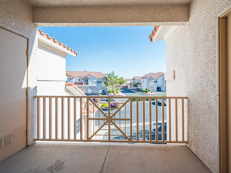 8555 W Russell Rd #2062-1 — Photo 17