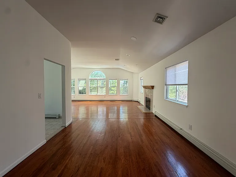 57 Dunwood Rd — Photo 11