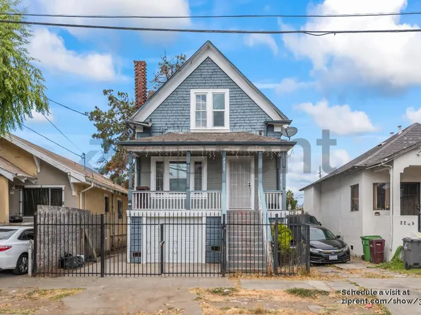 2215 92nd Ave, Oakland, CA 94603