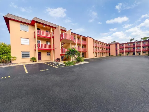 4204 Heron Way #B304, Bradenton, FL 34205