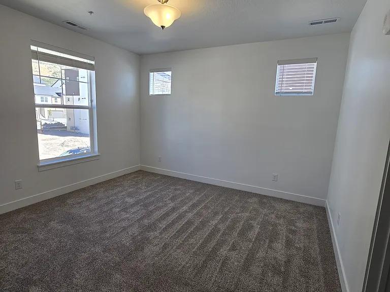 4668 S Olive Ave #201 — Photo 13