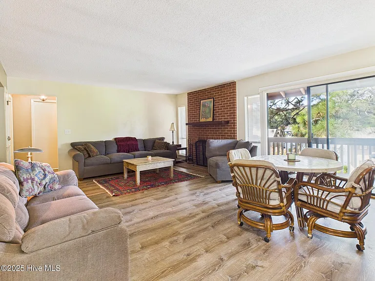 250 Sugar Gum Ln #201 — Photo 10