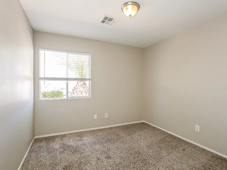 3009 Honeysuckle Ave — Photo 14