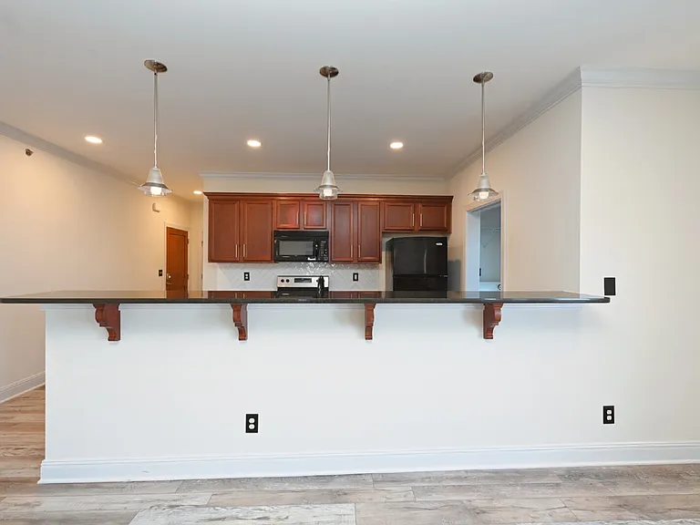 303 Criddle St #406 — Photo 12