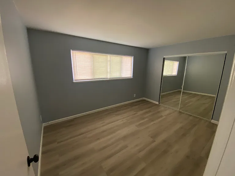1436 Regent St — Photo 8