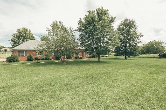 2nd image of 1012 Spearpoint Dr