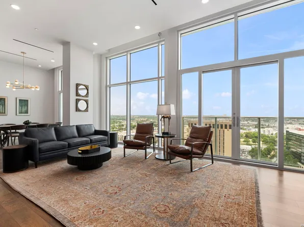 123 Lexington APT 1703, San Antonio, TX 78205