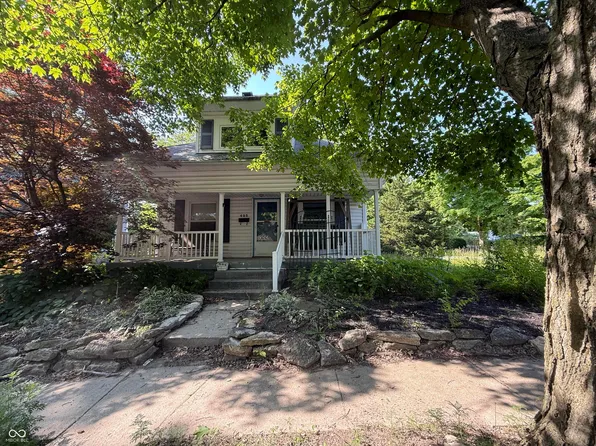 495 W Walnut St, Zionsville, IN 46077