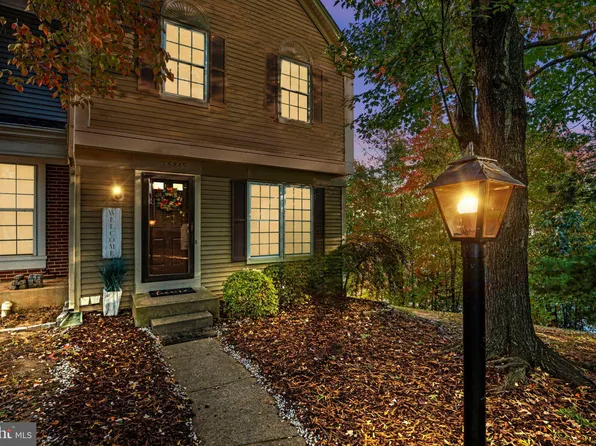 16869 Miranda Ln, Woodbridge, VA 22191