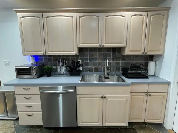 135 West 30th Street image 14 of 50