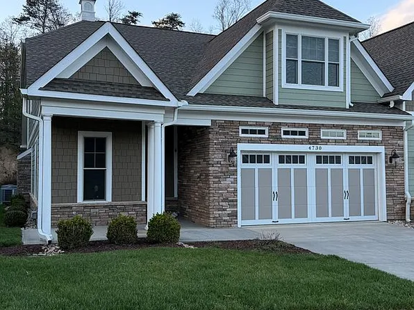 4730 Leigh Ln, Roanoke, VA 24018