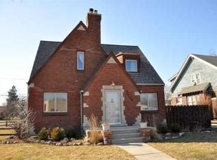 32313 Utica Rd, Fraser, MI 48026