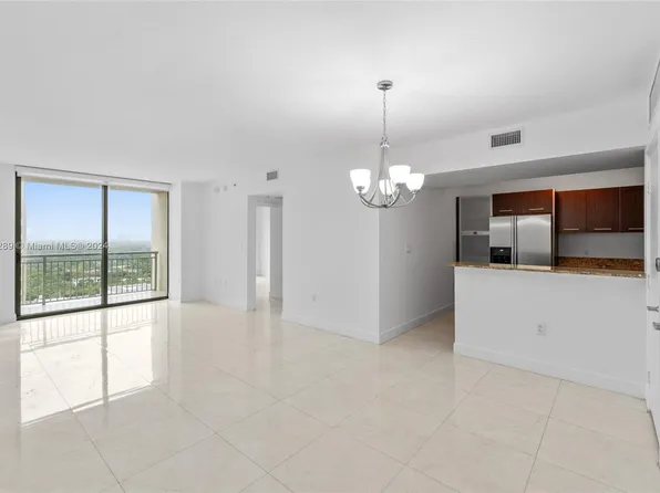 9066 SW 73rd Ct APT 1701, Miami, FL 33156