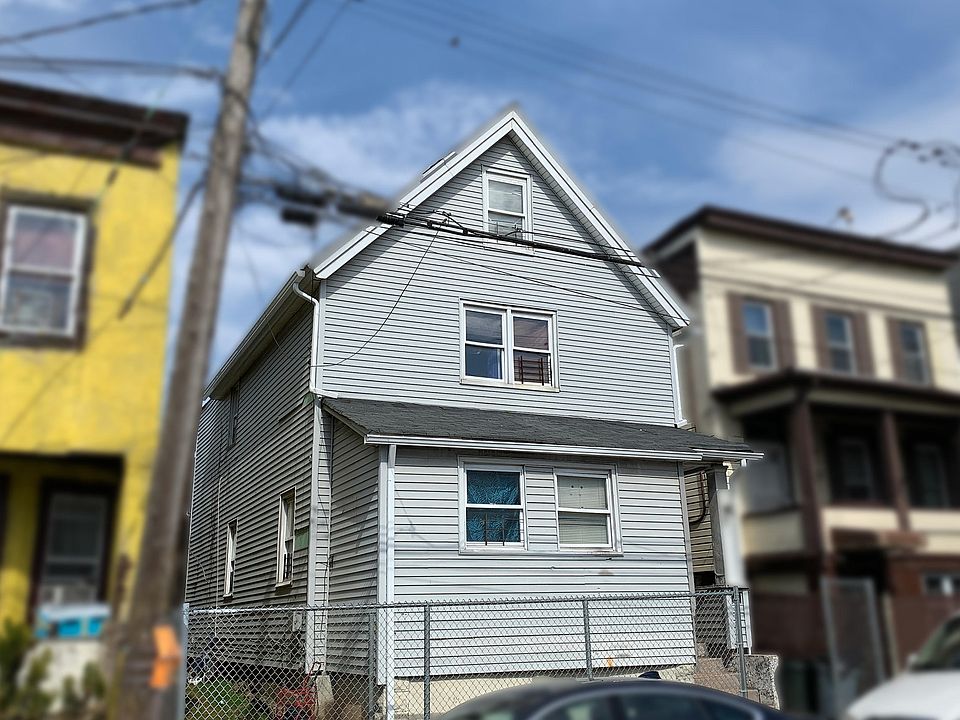 1st image of 99 Ann St