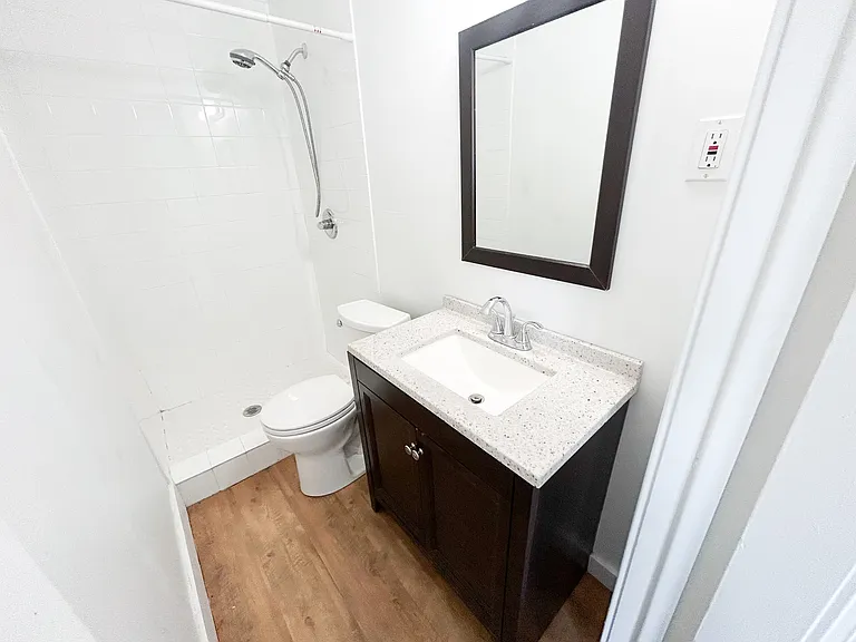 Westboro Apartments — Photo 10