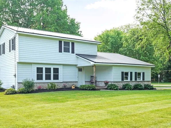 1007 Townline Rd, Elma, NY 14059