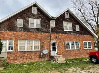 1659 Krumroy Rd, Akron, OH 44306