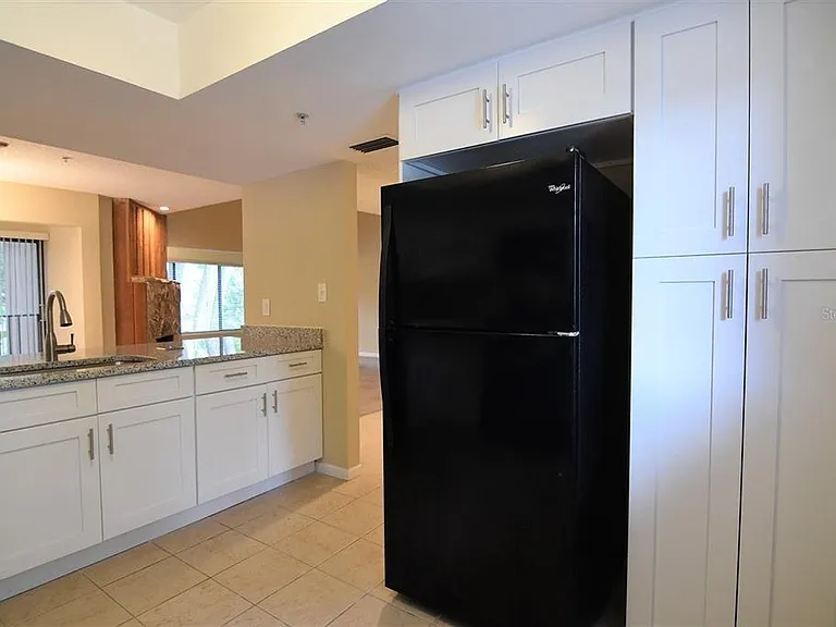 1068 E Michigan St #B — Photo 14