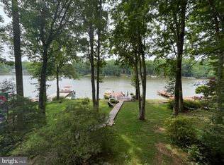 144 Harrison Cir, Locust Grove, VA 22508