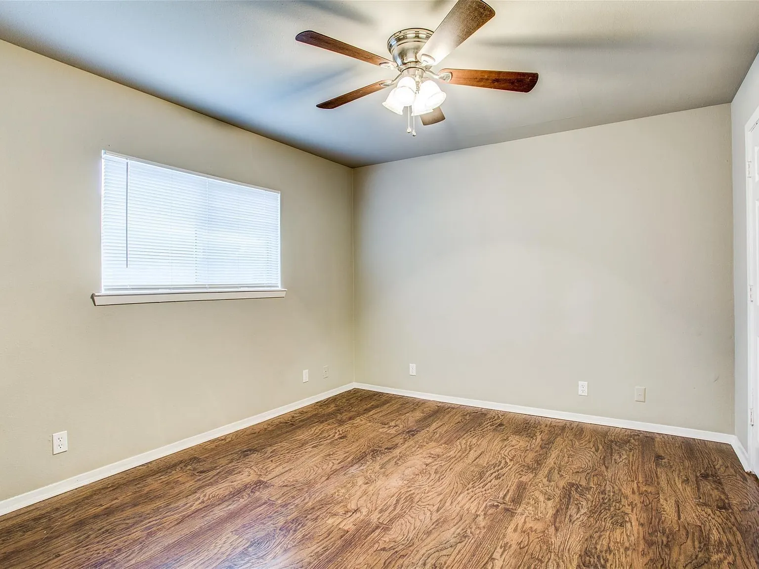 3825 Camelot St; Denton 76209 - A — Photo 3
