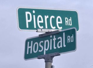 7550B Pierce Rd, Freeland, MI 48623