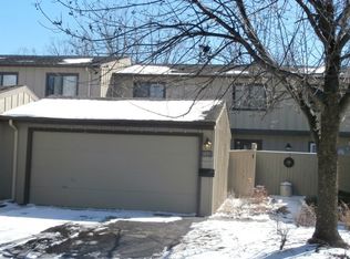 1095 Florimond Dr, Elgin, IL 60123