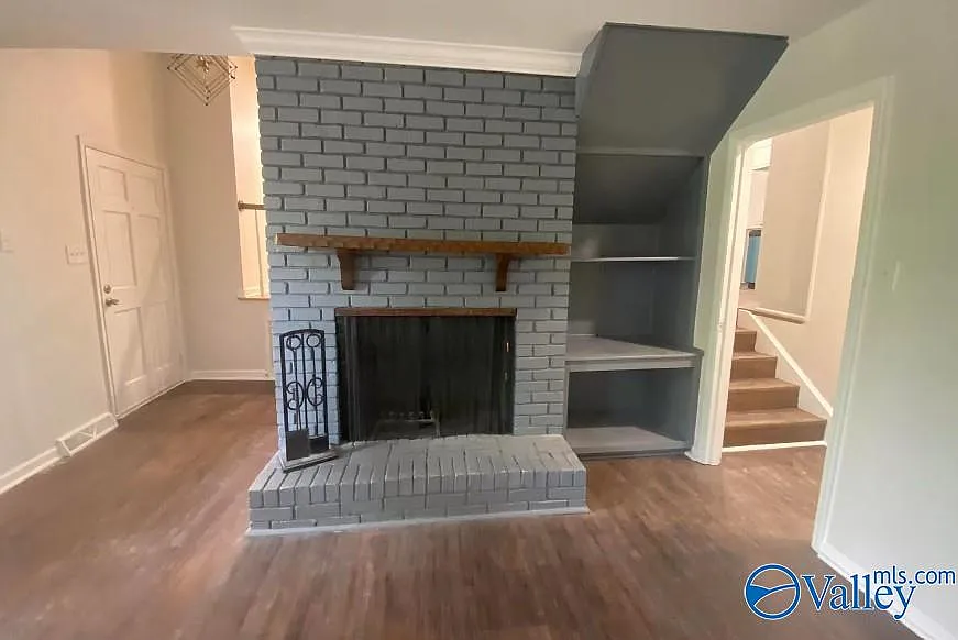 5 bed, 3.5 bath, 3134 sqft, $2,400 — Photo 3