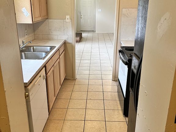4th image of 2207B Ruth St #B