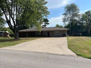 602 S Lakeview Dr, Petersburg, IN 47567