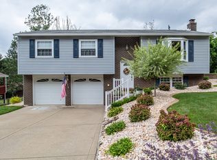 707 Bar Harbor Dr, Pittsburgh, PA 15239