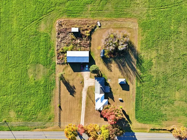 16695 Meddler Ave NE, Sand Lake, MI 49343