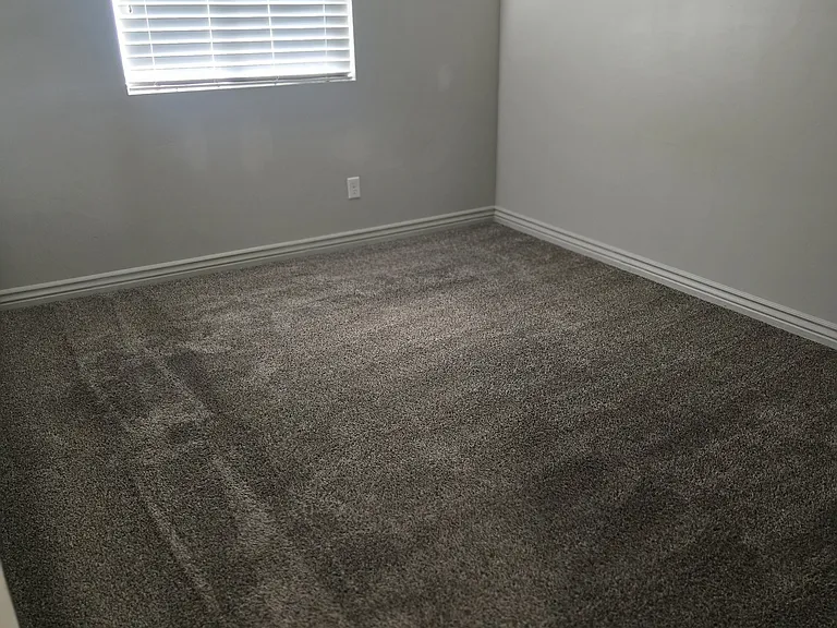 2340 S Knights Way — Photo 12