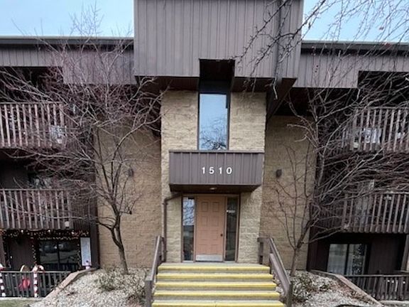 3rd image of 1510 N Rock Run Dr APT 2A