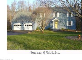 13 Hemlock Ct, Durham, CT 06422