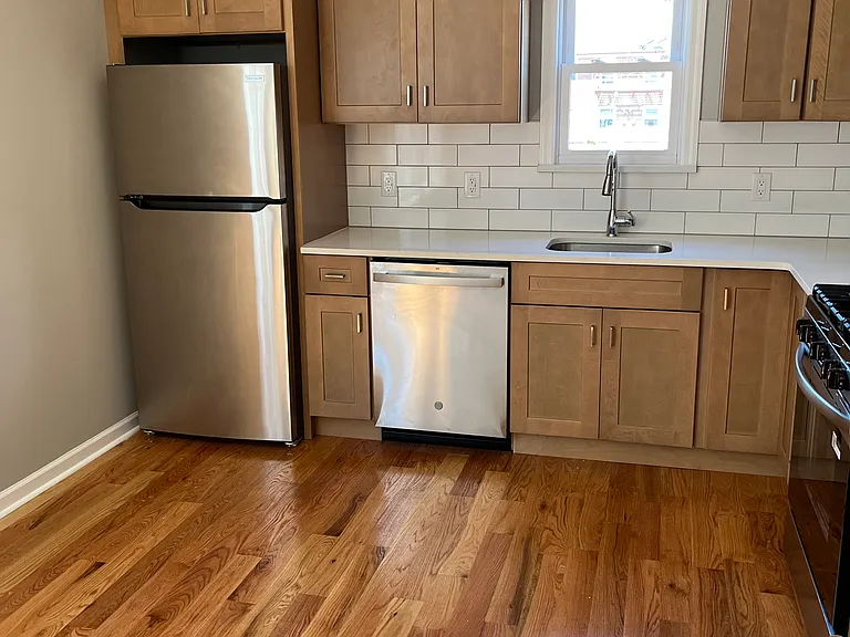 433 Rosehill Pl #4 — Photo 7