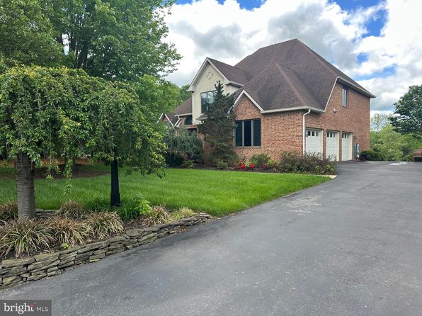 5304 Hollow Tree Ln, Keedysville, MD 21756