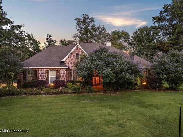 6 Red Head Point, Raymond, MS 39154