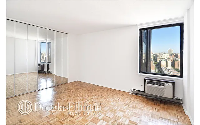 Rented by Douglas Elliman | media 8