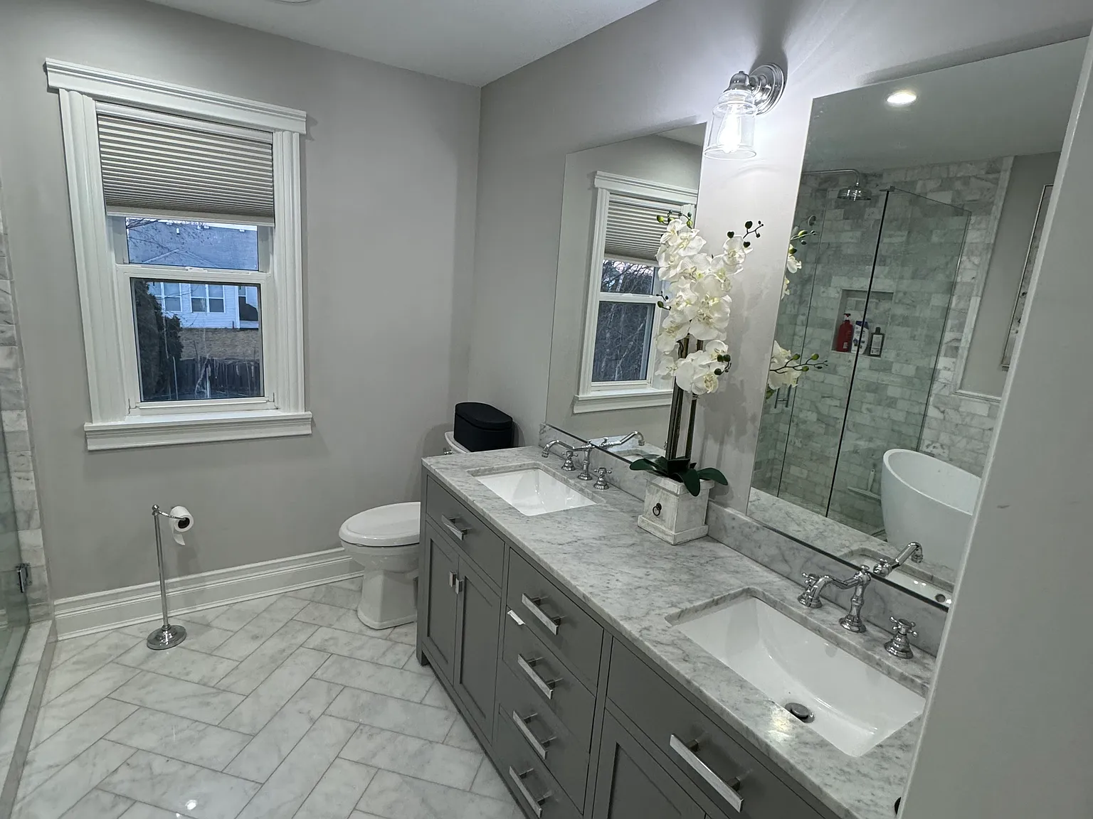 4 bed, 2271 sqft, $3,900 — Photo 2