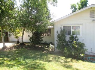 1219 NE Madrone St, Grants Pass, OR 97526