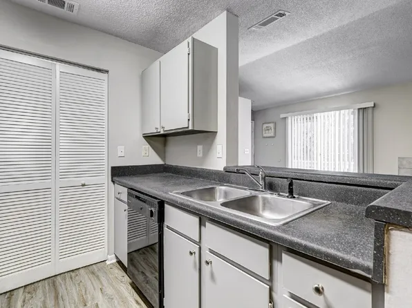 2393 Continental Ave #A1, Tallahassee, FL 32304