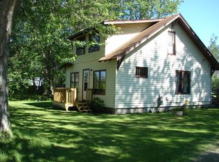 1718 Harrison Ave, Cheboygan, MI 49721