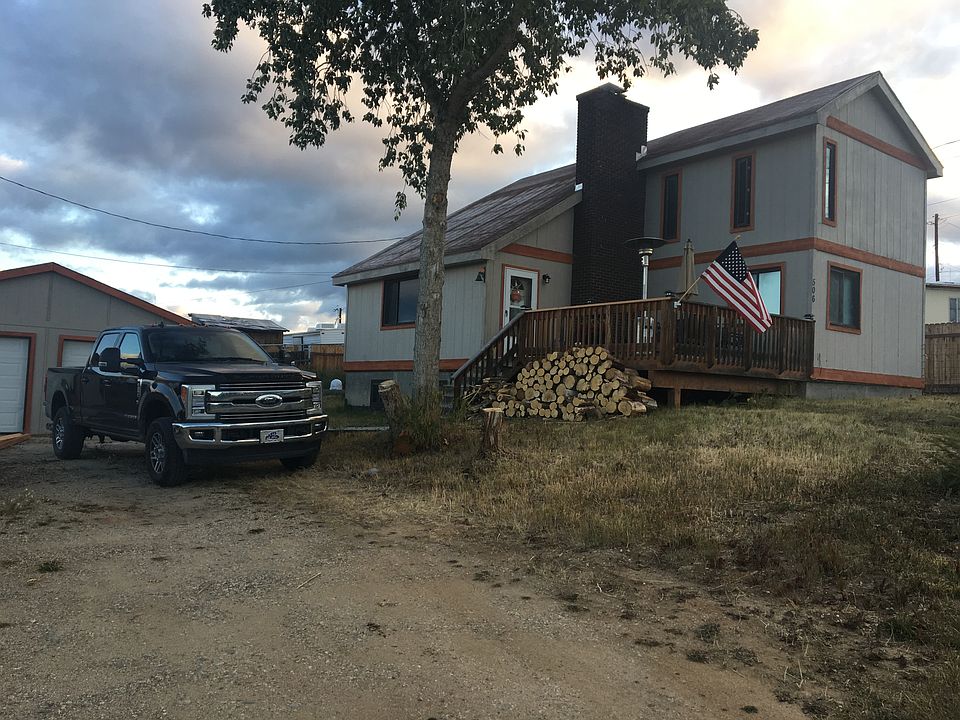 2nd image of 506 E 2nd St