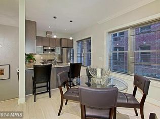 2142 O St NW APT 1, Washington, DC 20037