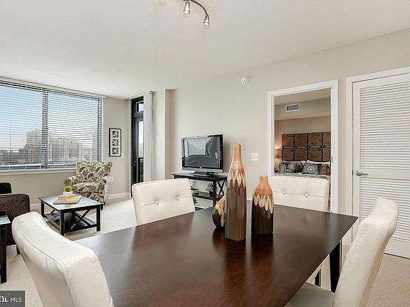 5th image of 2451 Midtown Ave #1001