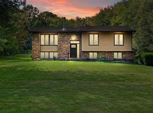 73 Smith Crossing Rd, Wappingers falls, NY 12590