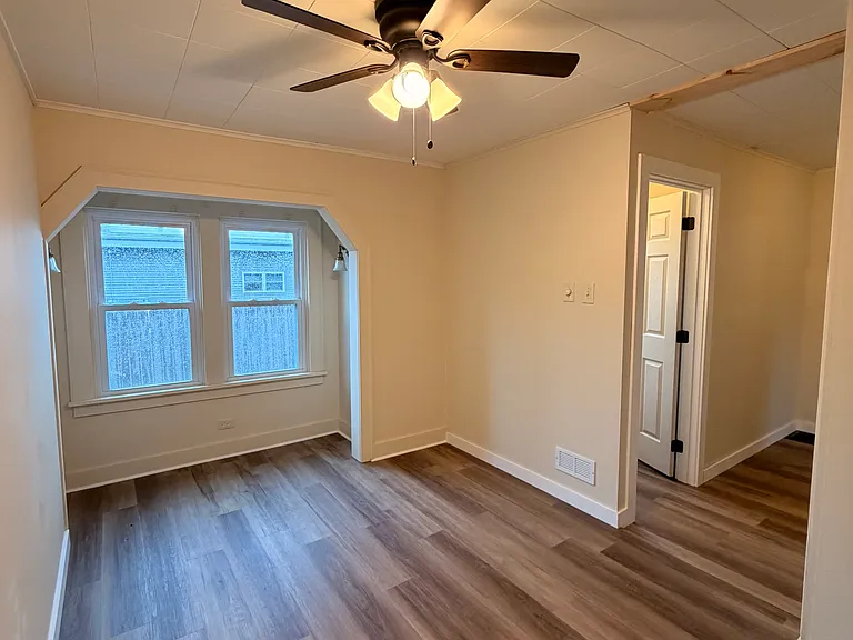 18 Lincoln Ave #1 — Photo 2