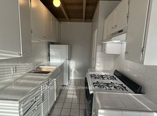 536 E Saint James St #4, San Jose, CA 95112